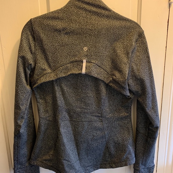 Lululemon jacket - Picture 2 of 4